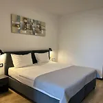 Crolivia Apartmans In City Center