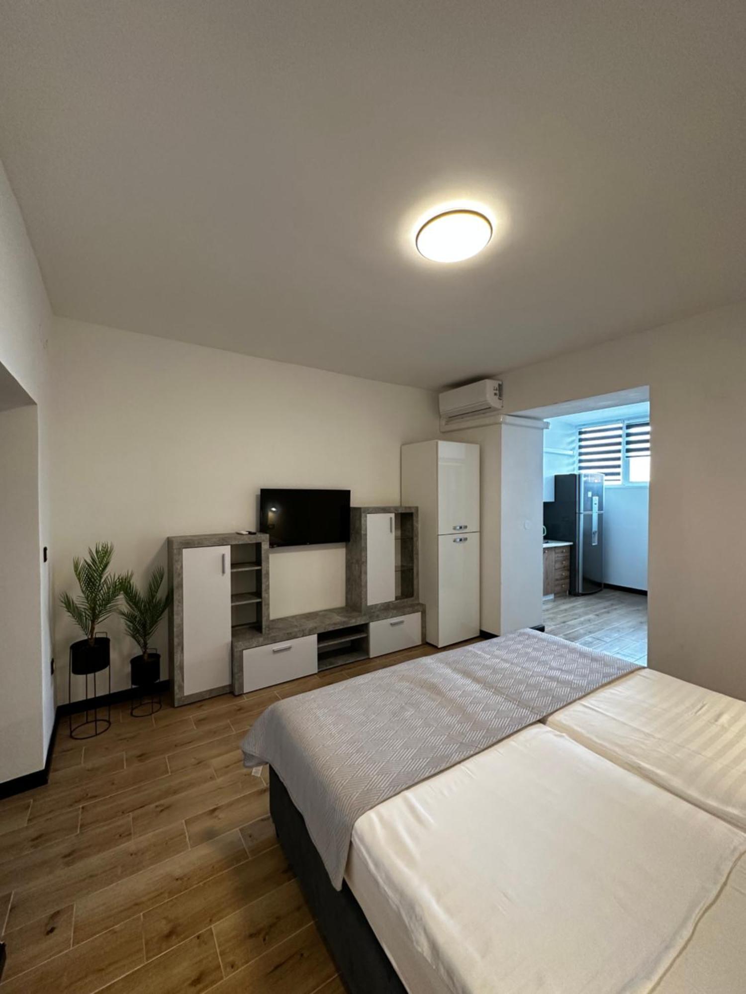 Apartment Crolivia Apartmans In Center *